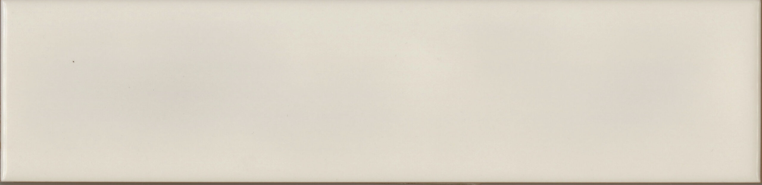 Hamilton Porcelain Wavy Satin 68x280